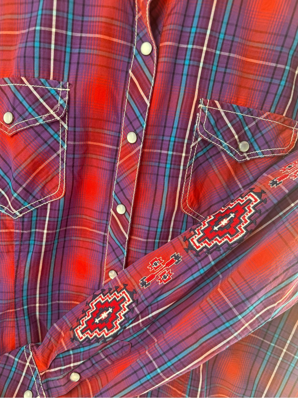 Rock & Roll Cowgirl Embroidered Aztec Pearl Snap Plaid Shirt XL